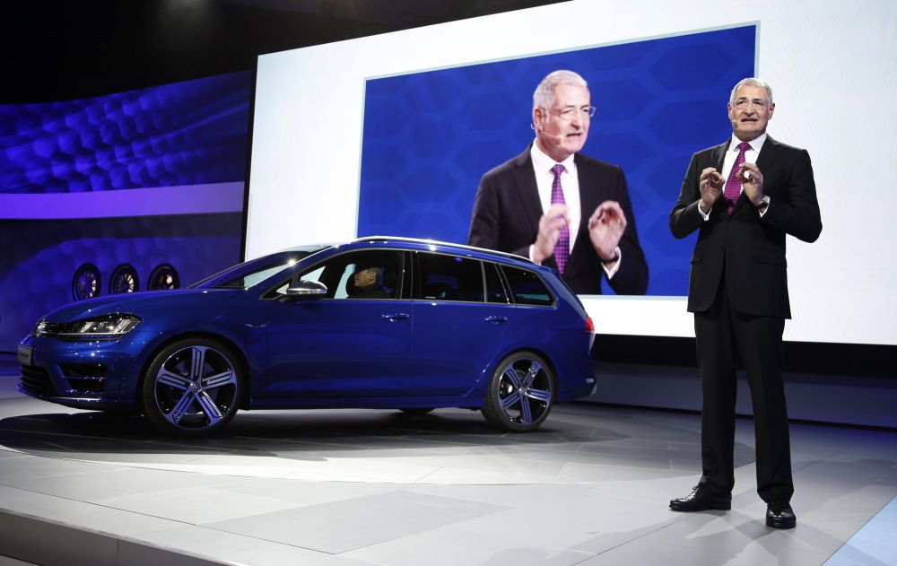 Volkswagen Golf R SportWagen