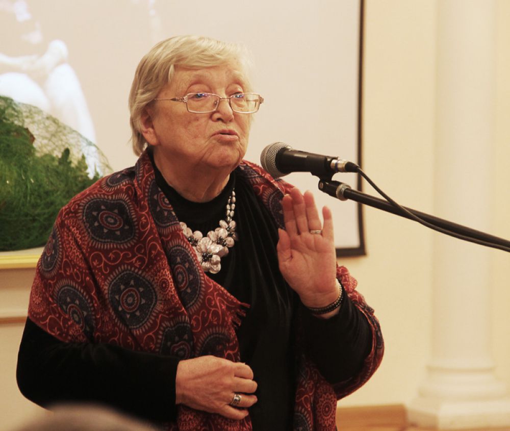 Роза Григорьевна – верная спутница мастера, его помощница и самый взыскательный критик