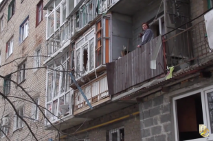 Разрушенные дома в Попасной