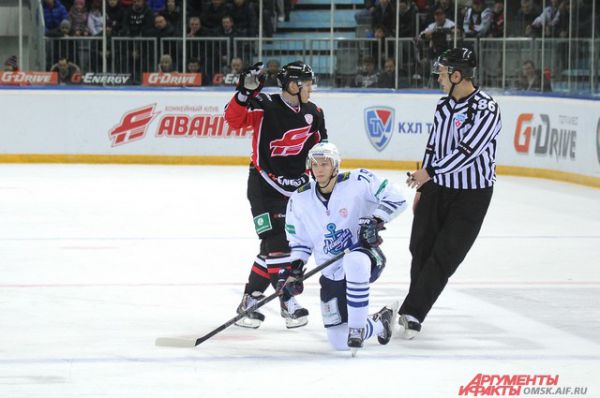 «Авангард» обыграл «Адмирал» из Владивостока со счётом 4:3.