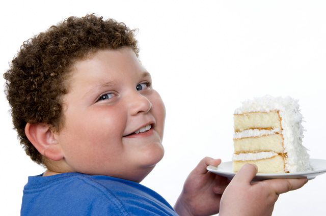 Избыток питания преобразуется в жировую ткань.