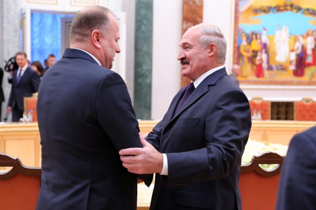 Николай Цуканов и Александр Лукашенко встретились как добрые друзья.