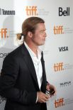 2013 год. Брэд Питт принял участие в премьере фильма «12 лет рабства» (Торонто, Канада)