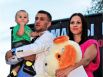 Василий Ломаченко с женой Еленой и сыном Анатолием