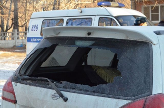 Кража из автомобиля в Усолье-Сибирском.