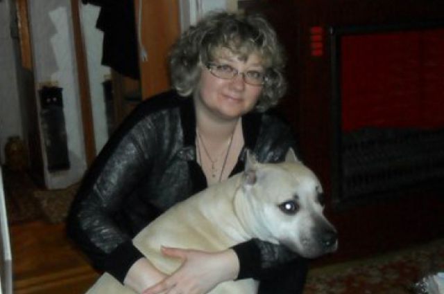 Хозяйка собаки Оксана Олефир: «Марго пять лет. Специально не ловлю преступников и охране ее не обучали. Она у нас очень добрая и всех любит!»