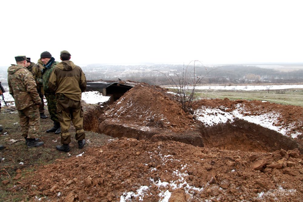 Линия фронта близ Дебальцево.