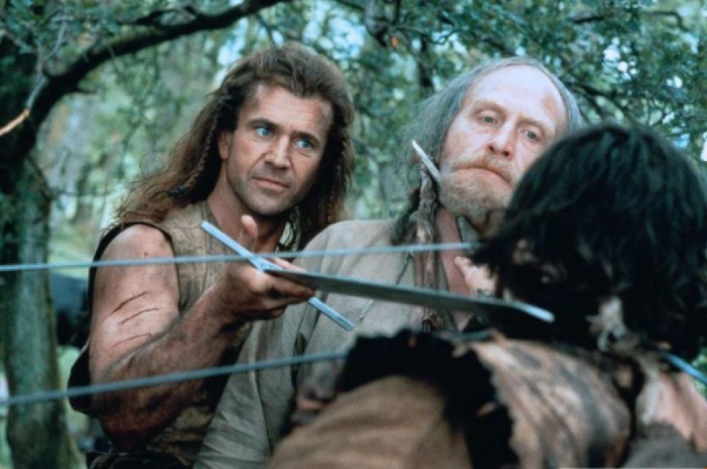 Вторая режиссерская работа Мела Гибсона – фильм «Храброе сердце» (1995) – эпическая драма о борьбе шотландцев за независимость. Фильм взял пять «Оскаров» из десяти, на которые был номинирован. Среди них – премия за лучший фильм года и лучшую режиссуру.