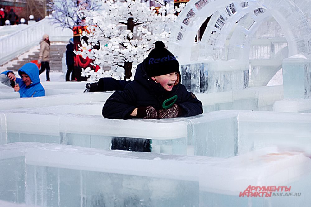 Закрытие городка намечено на день Масленицы - 22 февраля.