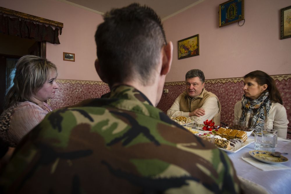 Петр Порошенко в гостях у Николая Лозяка