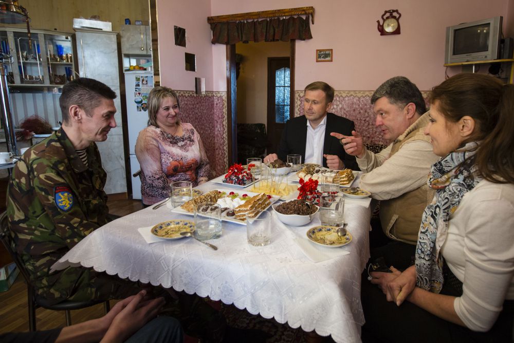 Петр Порошенко в гостях у Николая Лозяка