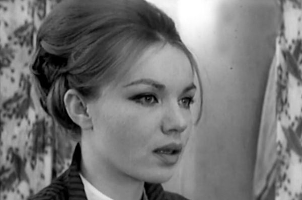 В фильме «Начало» «Теличкина сыграла подругу главной героини- своенравную красавицу.