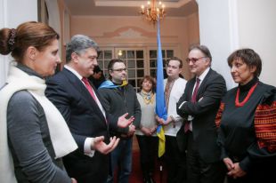 Петр Порошенко, диаспора