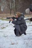 Бабушка с автоматом готовится к АТО