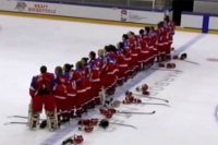 На женском молодежном чемпионате мира по хоккею в США