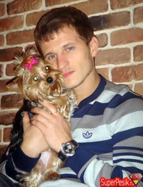 Александр Алиев с собакой