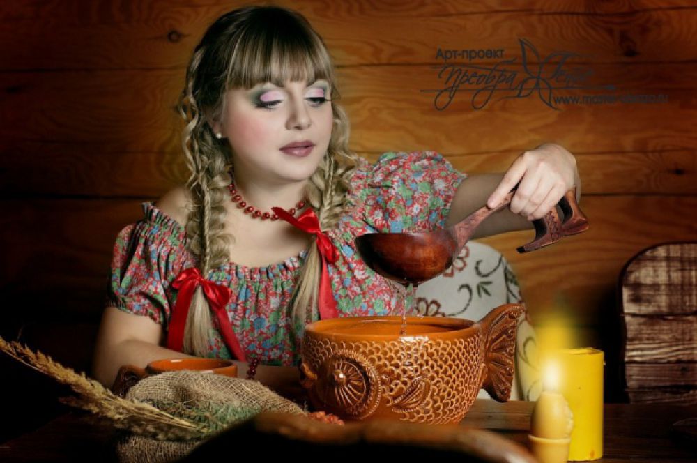 Модель: Дарья Русакова –Муругова, визаж: Инна Ланина, причёска: Ксения Тапелина, место: «Сосновый бор» – Волгоград, фотограф: Вера Ореховская