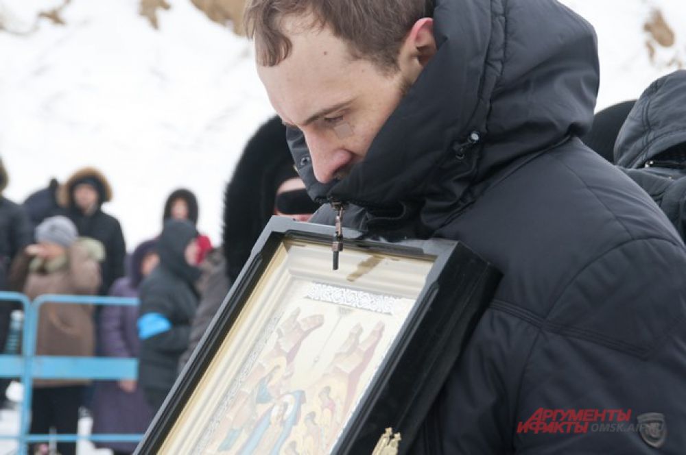 Крестный Крещенский ход в Большекулачье.
