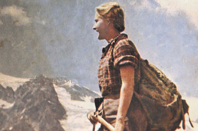 После первых успехов в альпинизме Машу Готовцеву сняли на фоне гор для популярного журнала. 