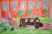 Мацук Катя (9 лет) изобразила чиновника мчащегося на большой черной машине с мигалкой.