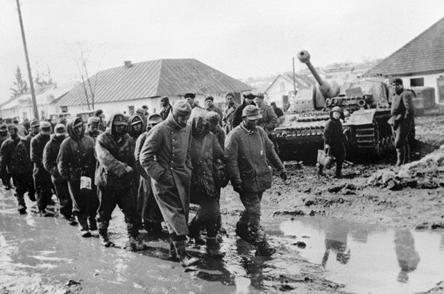 Немецкие пленные в Москве, 1943.