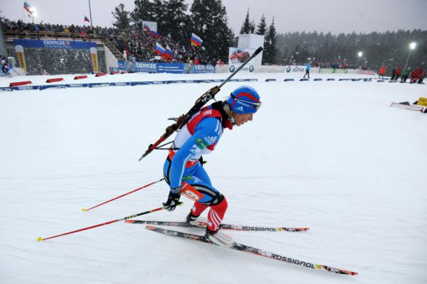 Ольга Зайцева в женской гонке преследования на IX этапе Кубка мира по биатлону в Ханты-Мансийске. 2013 год.
