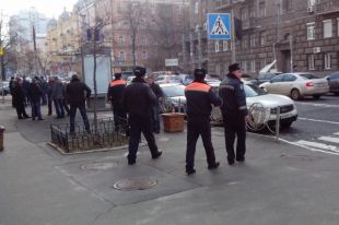 Митинг возле Госавтоинспекции