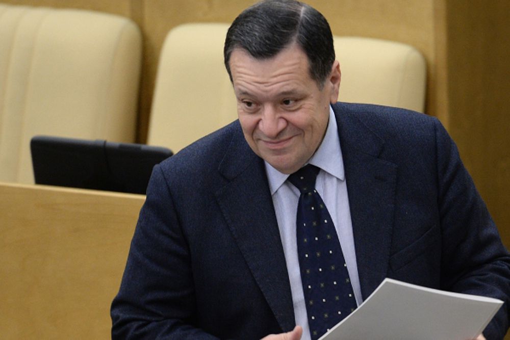 Глава думского комитета по бюджету и налогам Андрей Макаров (9-е место).