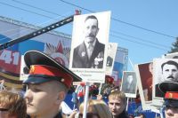 Большинство омских школьников знает, как принято праздновать День Победы.