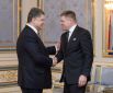 Петр Порошенко провел встречу с премьер-министром Словакии