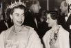 Близкое знакомство Елизаветы с монаршими обязанностями началось в 1944 году, когда она стала членом Государственного совета и начала приобщаться к делам, замещая Георга VI, когда тот отправился с поездкой по фронтам. 
