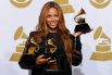 Премию «Лучшее исполнение в стиле R'n'B» вручили Бейонсе и Jay-Z за песню Drunk In Love. Она же взяла статуэтку в категории «Лучшее выступление».