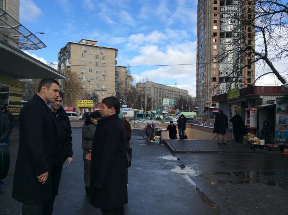 Поездка Виталия Кличко по Киеву