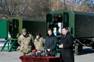 Супруга президента посетила воинскую часть