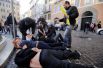19 февраля. Столкновения болельщиков голландского футбольного клуба «Фейеноорд» с полицией Рима.