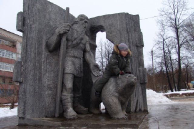 Памятник в Кудымкаре