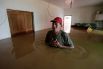 По данным министерства гражданской обороны Боливии, в результате наводнений в стране минимум 25 человек погибли и порядка 17 тысяч семей пострадали. 