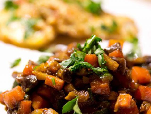 Как приготовить овощное рагу с кабачками и картошкой