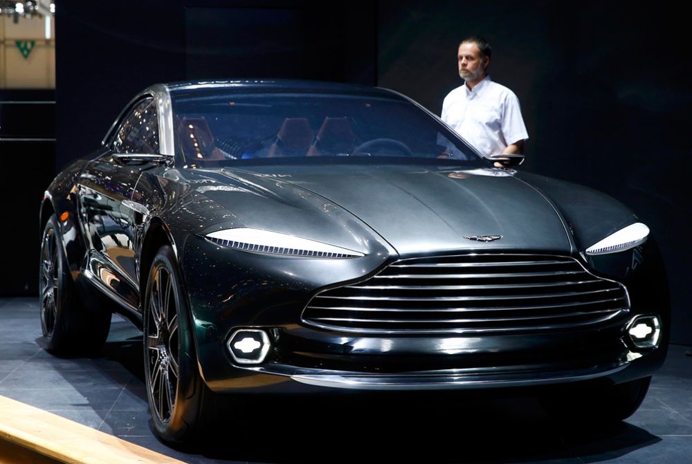3 марта. Aston Martin DBX concept car на автосалоне в Женеве.