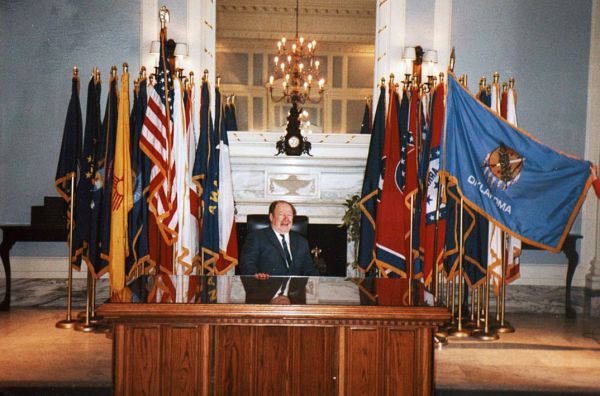 Во время выступления на расширенном заседании ООН, Нью-Йорк,  1992 г.