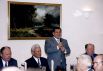 2000 год. Премьер-министр РТ Рустам Минниханов во время встречи с ветеранами Совета Министров ТАССР. Справа от него - Мухаммат Сабиров. 