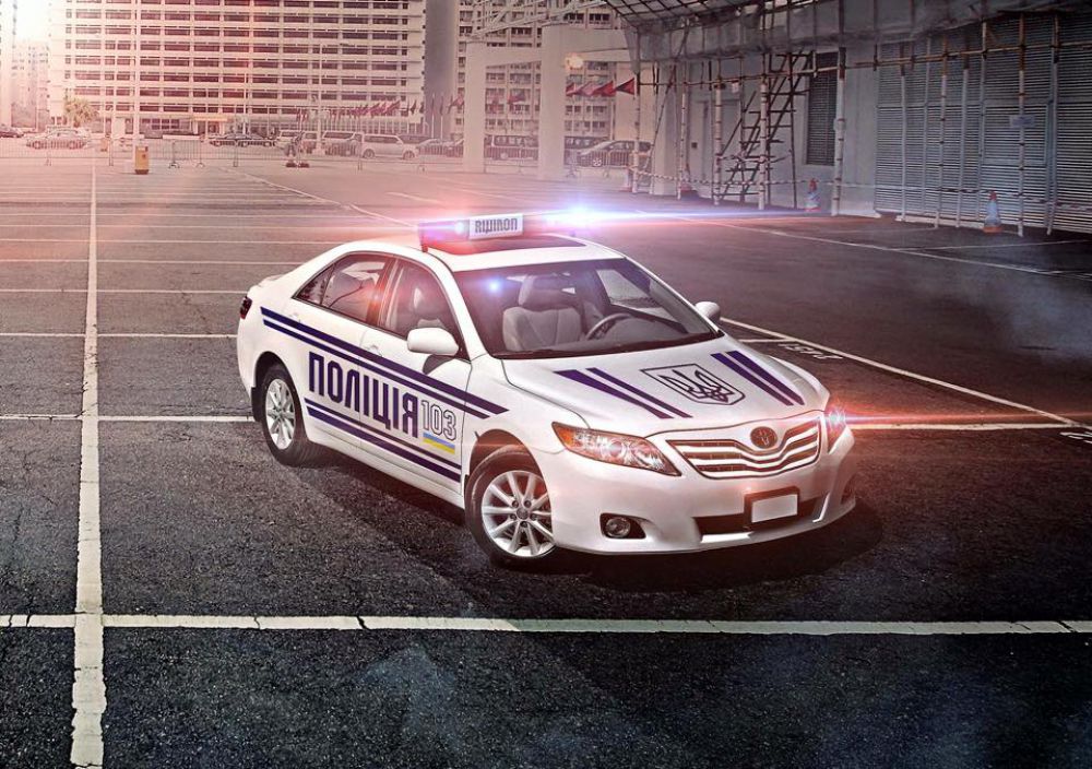 Украинцы предлагают свои варианты окраса патрульных авто