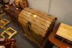 Так, деревянный сундук стоит 6100 рублей. 