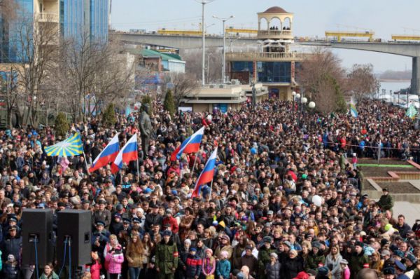 Военное ревю собрало на набережной донской столицы более 50 тысяч ростовчан. 