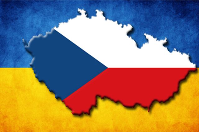 Флаги Украины и Чехии