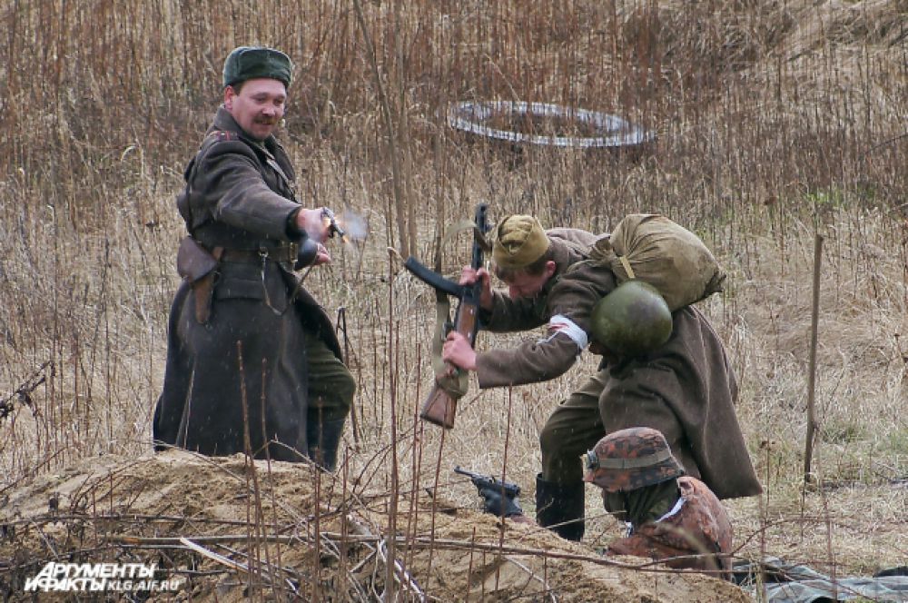 Возобновилось наступление только в январе 1945-го. В течение нескольких месяцев Красная Армия заняла почти все города Восточной Пруссии и подошла к ее столице - Кенигсбергу.