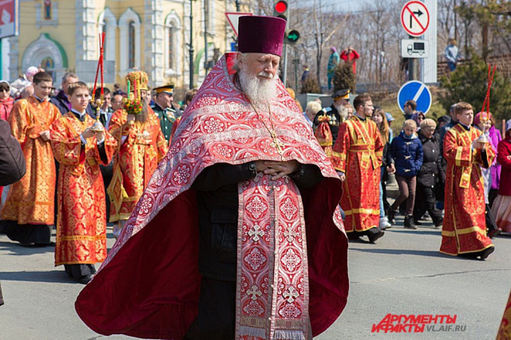С думой о Боге.