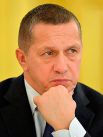 Остался в лидерах и заместитель председателя правительства Юрий Трутнев. Он заработал 180 млн рублей.