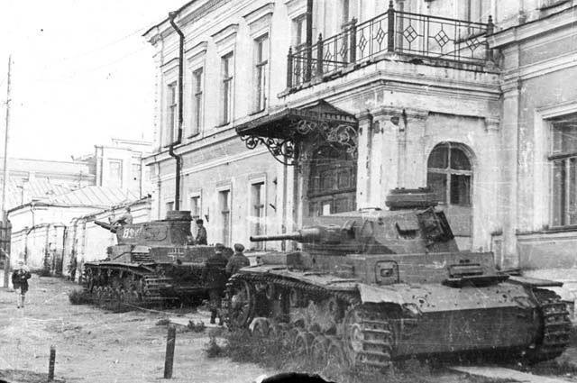 Омичи отправили на фронт около 7000 танков.