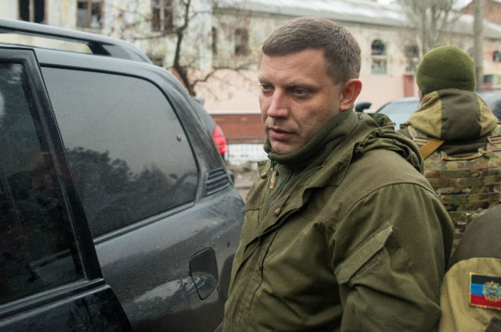 16 апреля. Глава самопровозглашенной Донецкой народной республики Александр Захарченко сообщил о попытке украинских военных прорваться в Донецк.